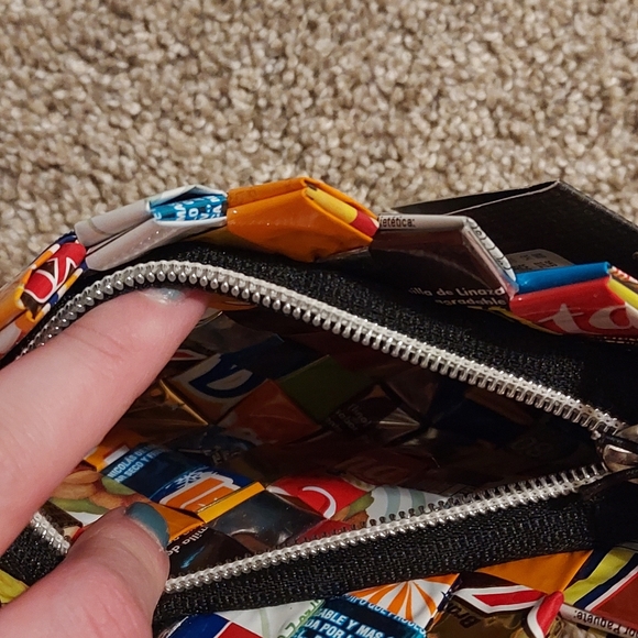 Ollin Arm Candy Clutch NWT - Picture 6 of 8